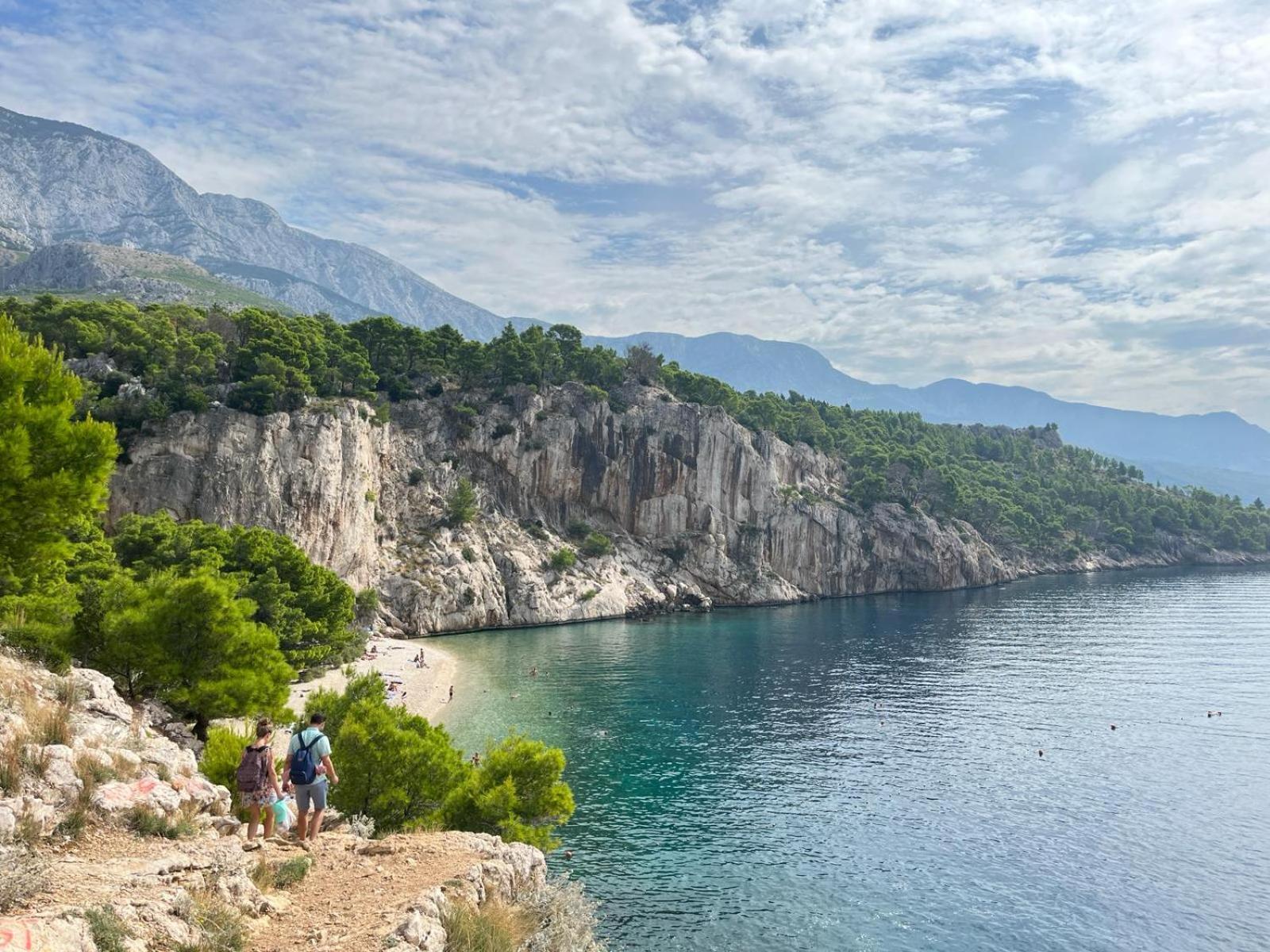 Uzelac Apartment With Pool Makarska Exterior photo